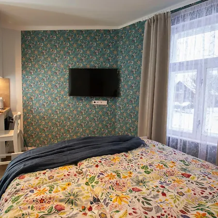 Karlovaidyll 2a - Gem In A Quiet Area & Free Parking Apartment *