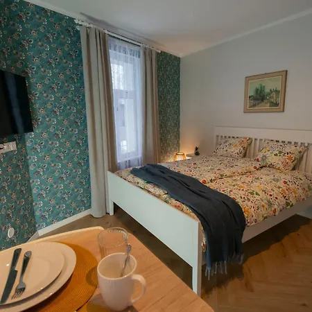 Karlovaidyll 2a - Gem In A Quiet Area & Free Parking Tartu