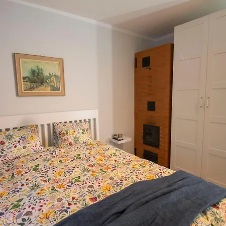 Karlovaidyll 2a - Gem In A Quiet Area & Free Parking *