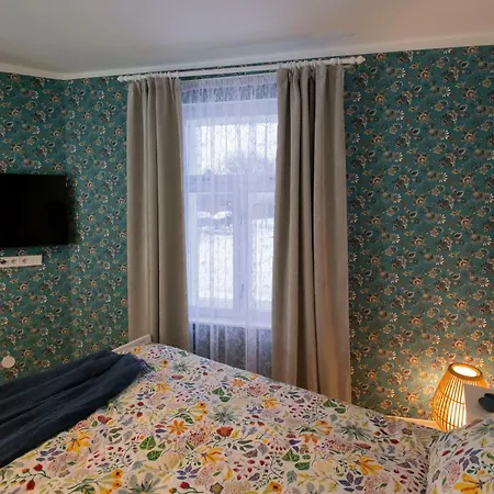Apartment Karlovaidyll 2a - Gem In A Quiet Area & Free Parking Tartu