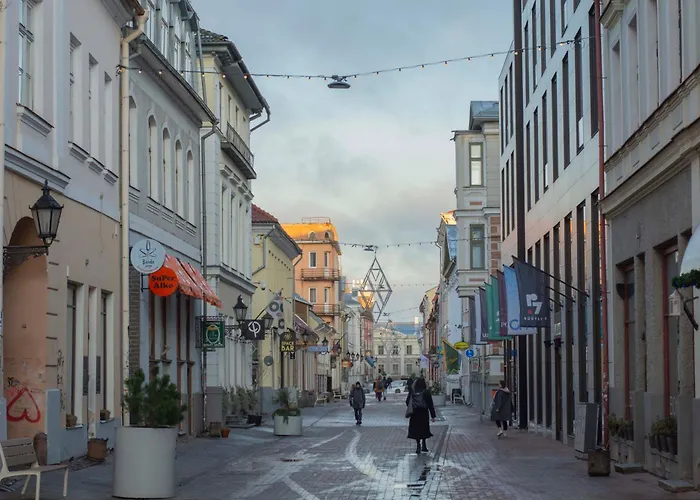 Karlovaidyll 2a - Gem In A Quiet Area & Free Parking *